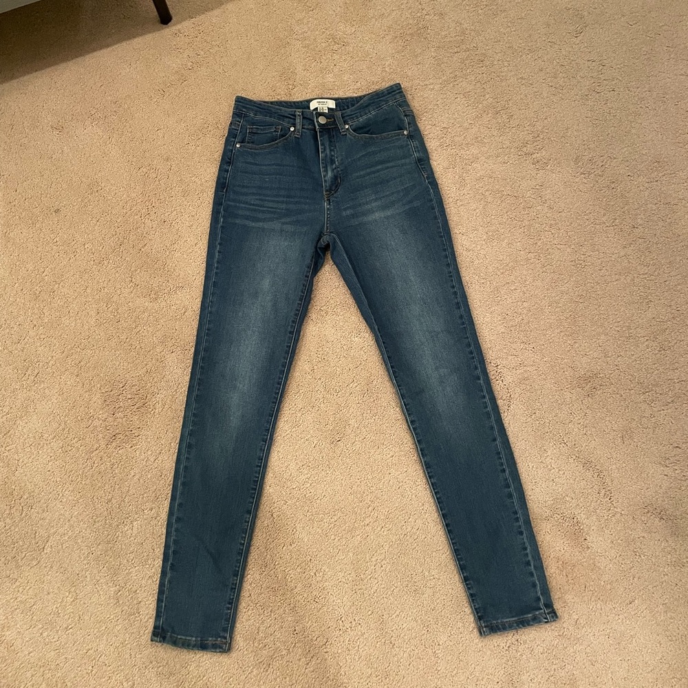 Blue skinny jeans